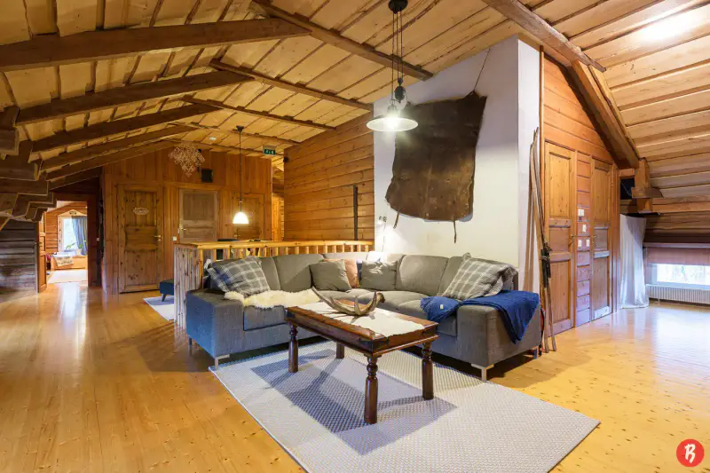 Grand chalet en rondins ~400 m² (base 1886, rénové ~2000), rantasauna Lakojärvi, 2,2 ha — Kannonkoski — 15