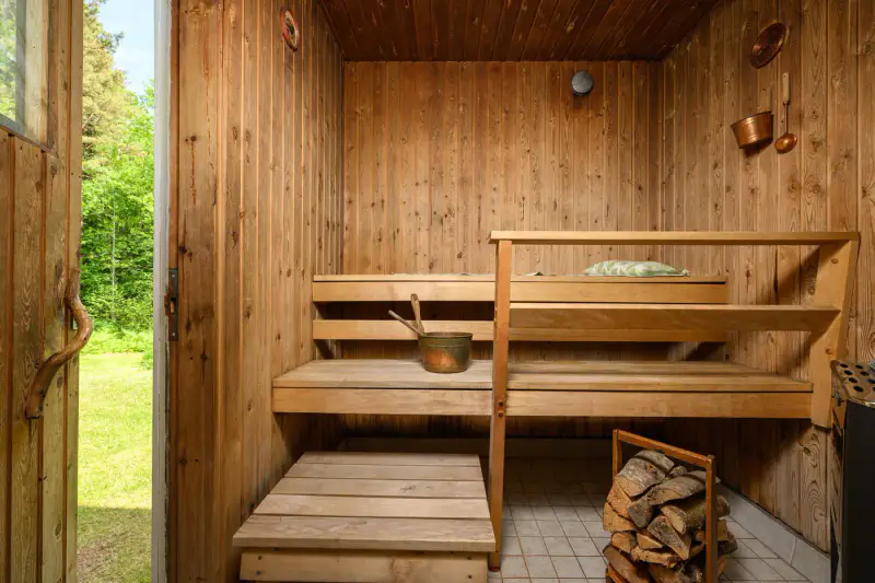 Mökki ~50 m² (1972) + sauna, 5 500 m² avec lampi privé — Vaskijärvi / Karkkila — 10