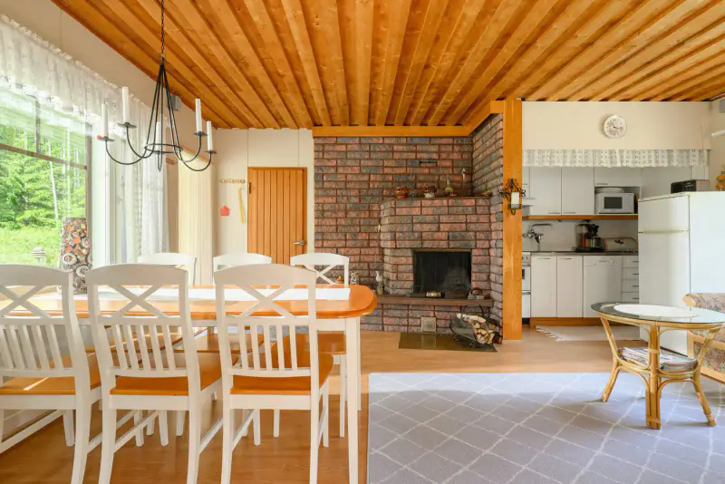 Mökki ~50 m² (1972) + sauna, 5 500 m² avec lampi privé — Vaskijärvi / Karkkila — 4