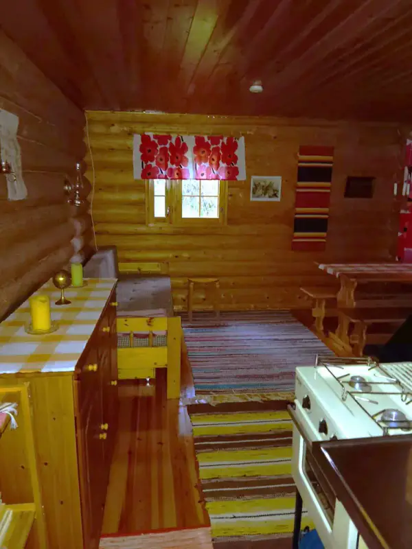 Mökki en rondins (vers 1988) + sauna, forêt 11,9 ha sur l’étang Alimmainen Hevoslampi — Suomu / Kemijärvi — 5