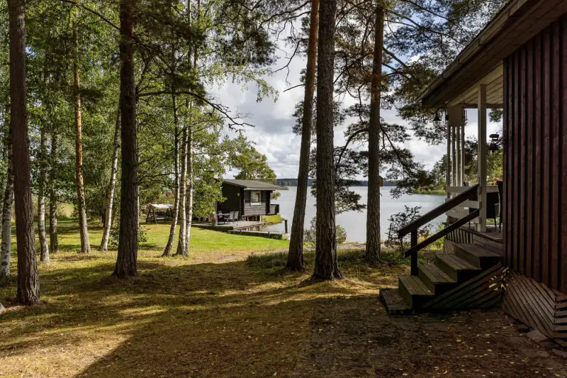 Mökki hivernal 86 m² (1973) mer + sauna 1969, 4 540 m² — Sundvik / Västanfjärd — 10