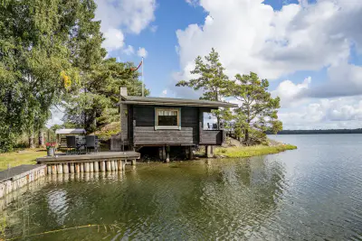Mökki hivernal 86 m² (1973) mer + sauna 1969, 4 540 m² — Sundvik / Västanfjärd — 1