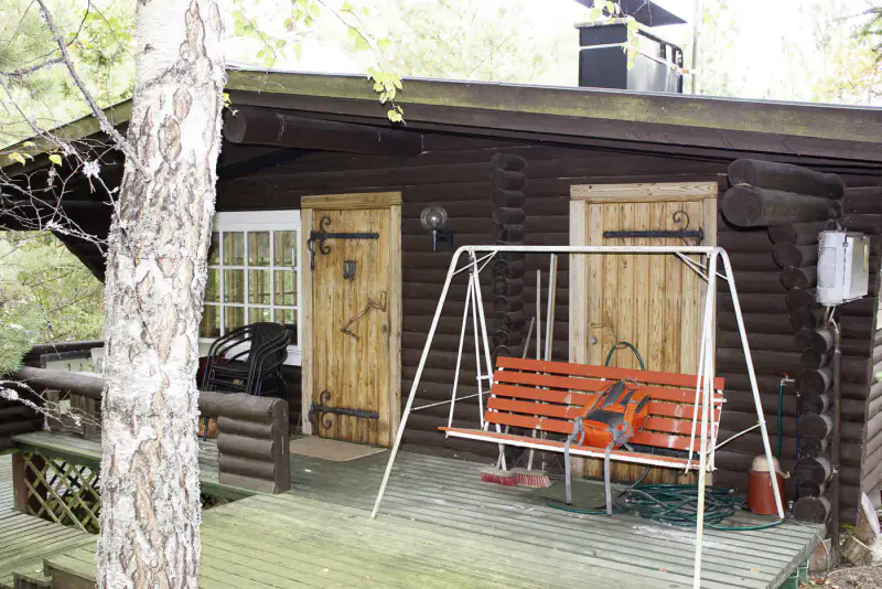 Piilopirtti ~36 m² + rantasauna 1985, 3 440 m² (~50 m rive), mer — Kaxsjäla / Kemiönsaari — 1