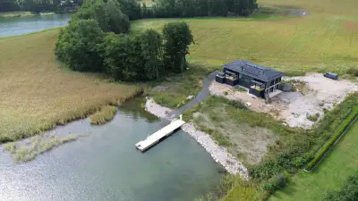 Huvila hirsi ~190 m², rive mer privée, 5 170 m² — Kemiönsaari (pas Åland) — 1