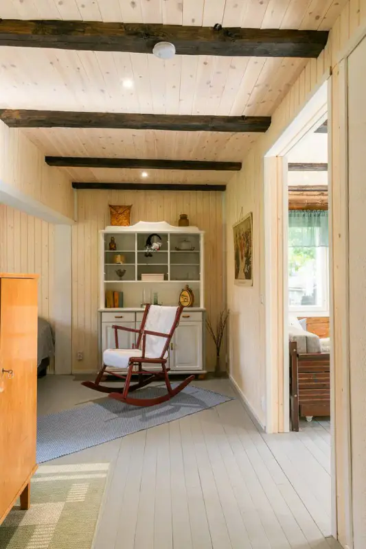 Mökki bois ~65 m² (1948, rénové) + sauna ext., 1,61 ha, Keurusselkä — Häkkiskylä / Keuruu — 14