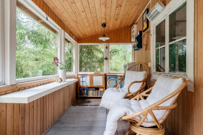 Mökki ~59 m² (1940, agrandi 2012) + sauna rive, 4 910 m², Lammi järvi — Kylmälä / Kirkkonummi — 13