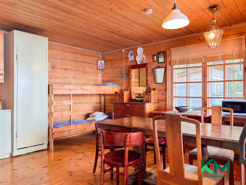 Chalet en rondins 1973, 54 m², rive privée Pyhäjärvi ~243 m, 17 613 m² — Huutniemi, Kitee — 9