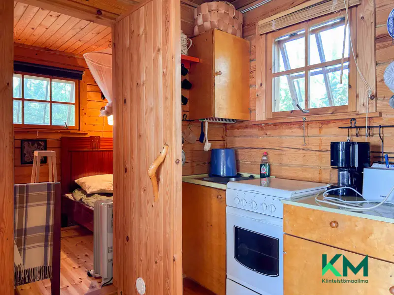 Chalet en rondins 1973, 54 m², rive privée Pyhäjärvi ~243 m, 17 613 m² — Huutniemi, Kitee — 12
