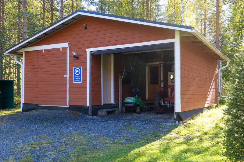 Mökki ~51 m² (1996) + sauna, rive Veitjoki, 1,435 ha — Veitjoki / Kivijärvi — 9