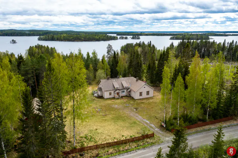 Ancienne école ~260 m² (1935) + rantasauna, 2,06 ha, Kivijärvi — Keihärinkoski — 4