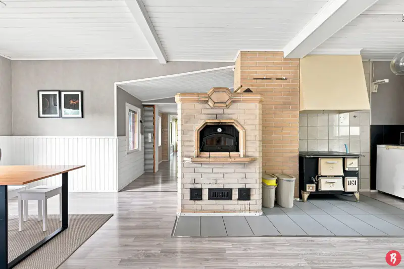 Maison ~133 m² (1977), rive Heitjärvi, 4 160 m² — Kivijärvi — 9