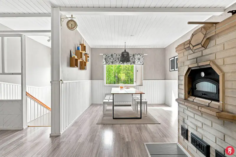Maison ~133 m² (1977), rive Heitjärvi, 4 160 m² — Kivijärvi — 12