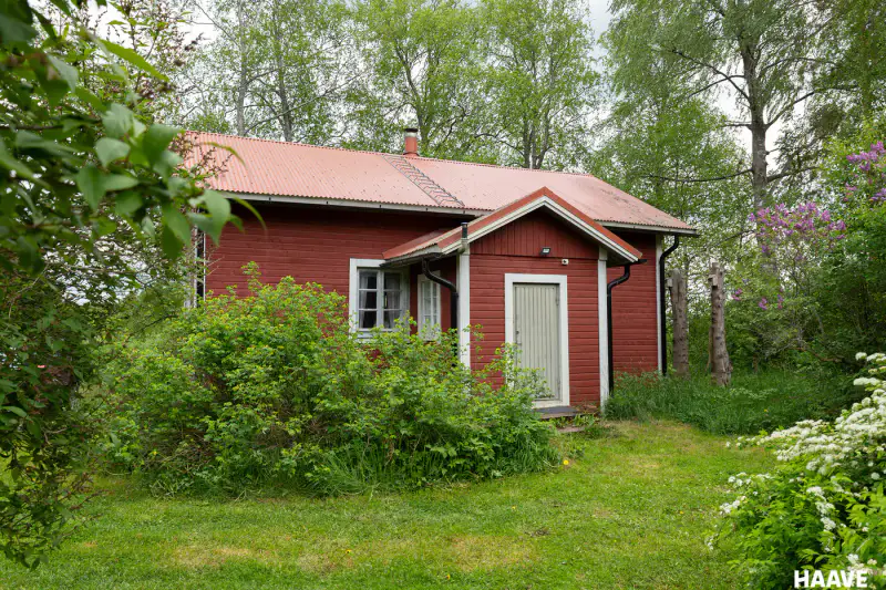 Tupa rouge ~54 m² (1902, rénov. 2010–13), 2 883 m², Kauvatsanjoki — Rutuna / Kokemäki — 1