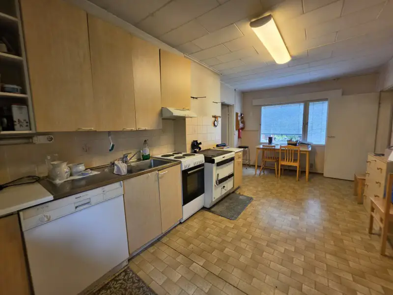 Maison ~149 m² (1965/70) à rénover, 3 260 m², ~50 m Kokemäenjoki — Järilä / Kokemäki — 14