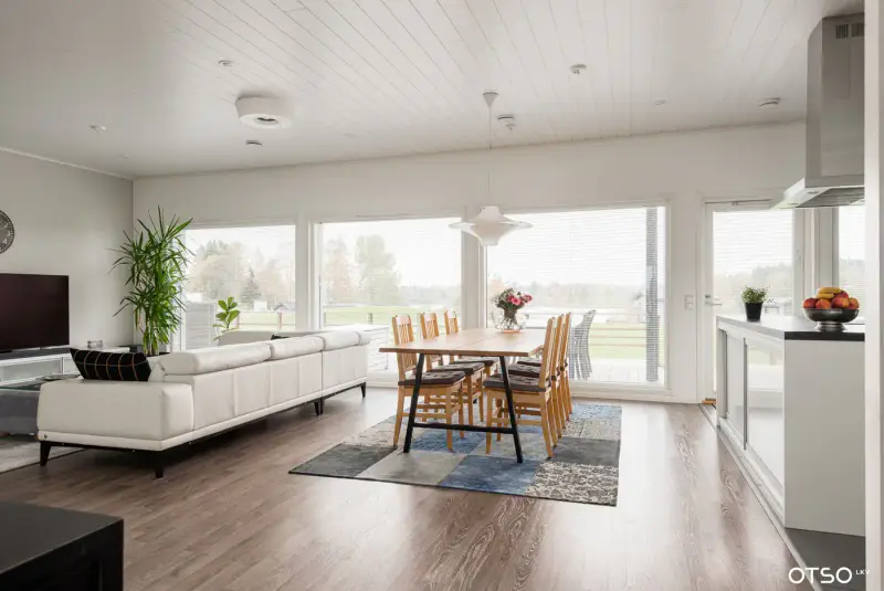 Maison de plain-pied ~122,5 m² (2019, classe A) + sauna de rive et tupa, 12 717 m² et rive privée sur le Kokemäenjoki — Peipohja / Kokemäki — 9