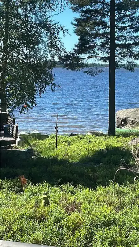 Chalet en rondins ~71,5 m² (1973, agrandi 2021) + sauna de rive et cabane d’amis, 40 m de rive mer, 2 417 m² — Ruotsalo / Kokkola — 6