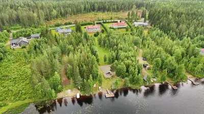 Maison 2009 ~130 m², rive Pielisjoki, 7 478 m² — Jakokoski / Kontiolahti — 1