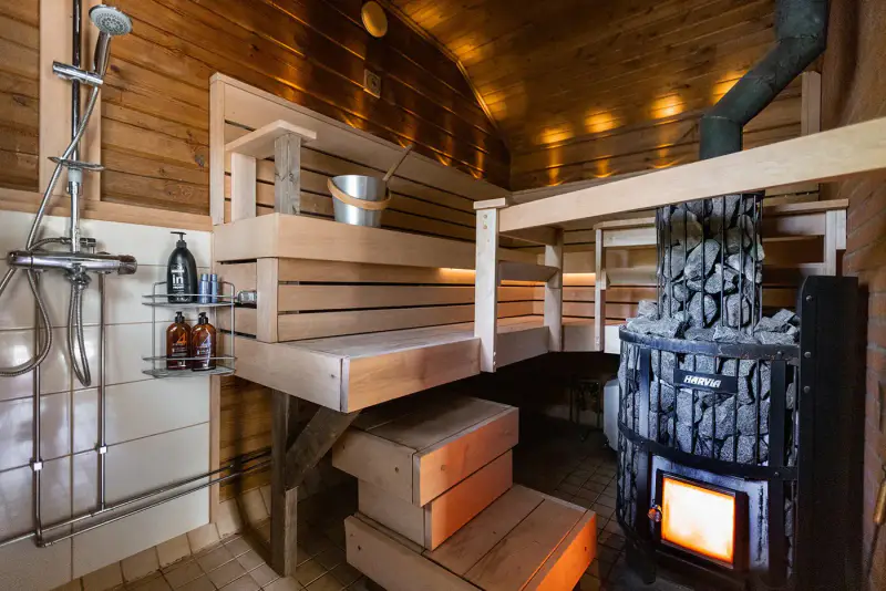 Maison ~126 m² (1949) + rantasauna 2024 + jacuzzi, 4 450 m² (~50 m rive), Kymijoki — Sutela / Kotka — 9