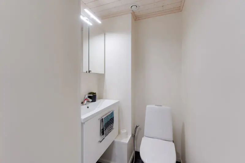 Villa 2020 ~66 m² + sauna, rive privée Tihvetjärvi, 2 530 m² — Vuohijärvi / Kouvola — 13