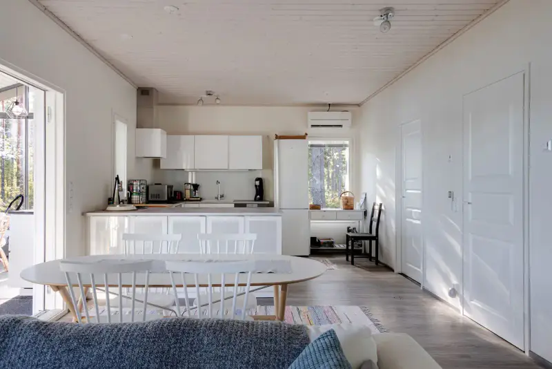 Villa 2020 ~66 m² + sauna, rive privée Tihvetjärvi, 2 530 m² — Vuohijärvi / Kouvola — 9