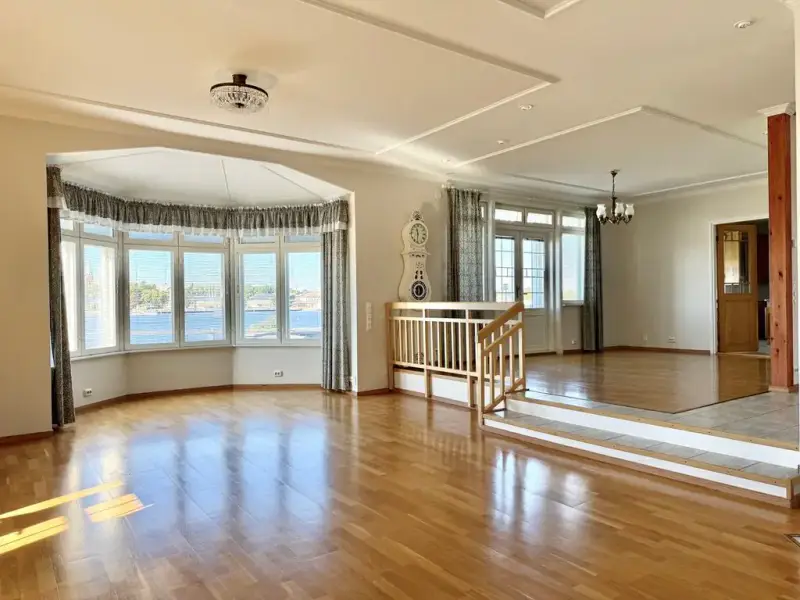 Maison ~451 m² (1997) + sauna, 2 494 m², rive mer — Itäpuoli / Kristiinankaupunki — 14