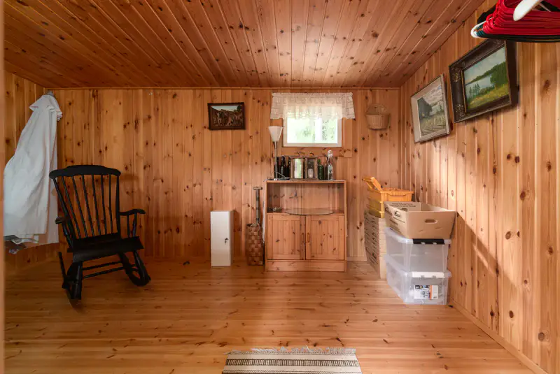 Chalet ~87,5 m² (1968) + sauna, 2 000 m², Lievejärvi (vesijättö) — Päijälä / Kuhmoinen — 16