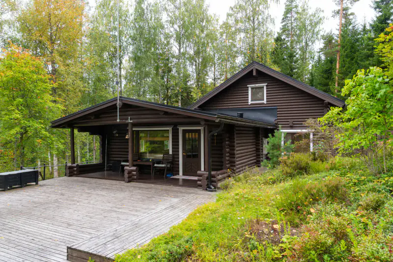 Chalet ~87,5 m² (1968) + sauna, 2 000 m², Lievejärvi (vesijättö) — Päijälä / Kuhmoinen — 2