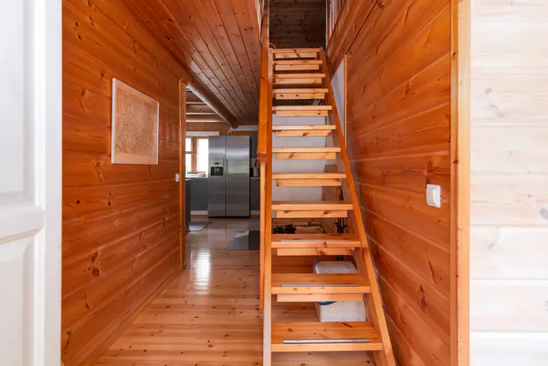 Chalet ~87,5 m² (1968) + sauna, 2 000 m², Lievejärvi (vesijättö) — Päijälä / Kuhmoinen — 15