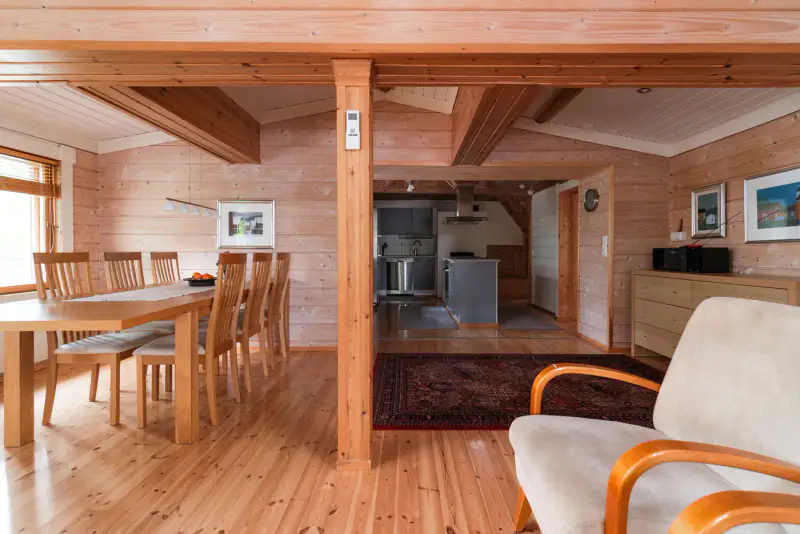 Chalet ~87,5 m² (1968) + sauna, 2 000 m², Lievejärvi (vesijättö) — Päijälä / Kuhmoinen — 7