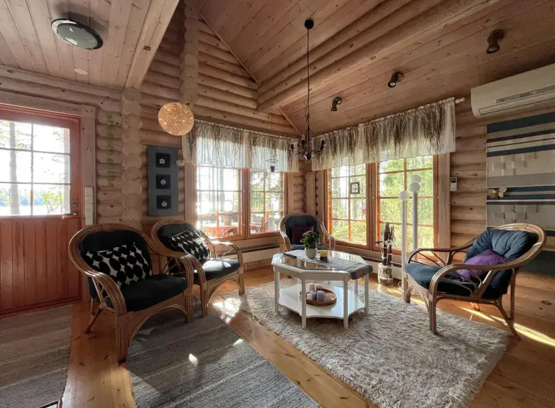 Hirsimökki ~78 m² (2007) + rantasauna, 5 510 m² et rive sud Päijänne — Pihlajakoski / Kuhmoinen — 14