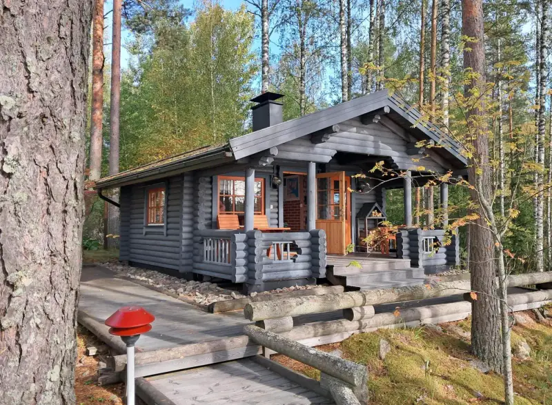 Hirsimökki ~78 m² (2007) + rantasauna, 5 510 m² et rive sud Päijänne — Pihlajakoski / Kuhmoinen — 4