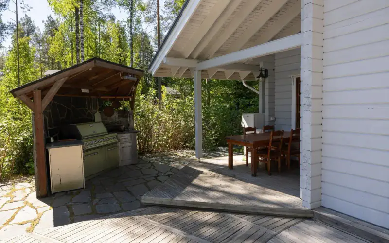 Villa en rondins lamellés (100 m², 5 chambres) + sauna de rive, 4 340 m² sur le Päijänne — Pihlajakoski, Kuhmoinen — 12
