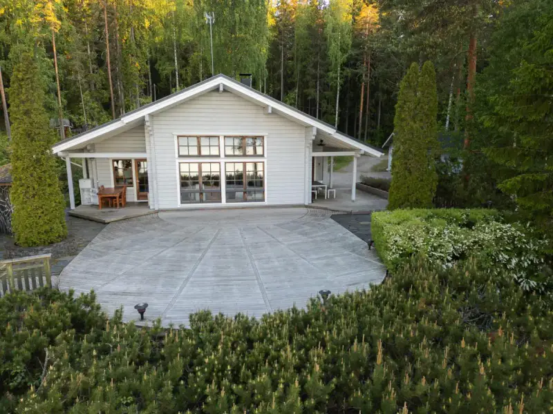Villa en rondins lamellés (100 m², 5 chambres) + sauna de rive, 4 340 m² sur le Päijänne — Pihlajakoski, Kuhmoinen — 3