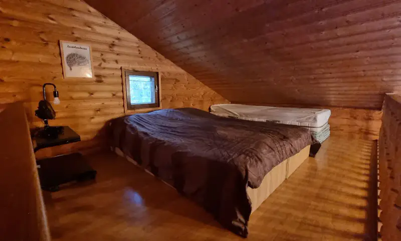 Mökki 1984 + sauna intégré et aitta, 2 370 m² rive privée Suvasvesi — Vehmersalmi / Kuopio — 9