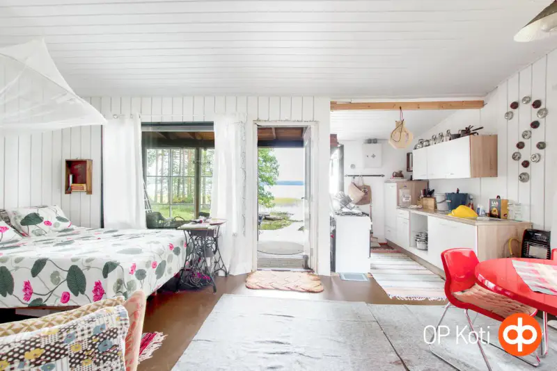 Deux parcelles île Hietasalo, mökki ~42 m², rive sable Suvasvesi — Kuopio — 2