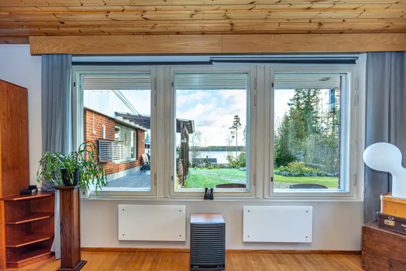 Maison en briques 180 m² (1969), nombreuses rénovations, sauna à bois, 2 970 m² et rive privée avec ponton sur l’Iso-Lauas — Airaksela / Kuopio — 10