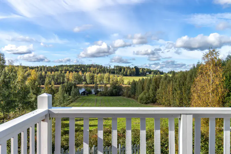 Maison mansarde ~176 m² (2005), 2,52 ha, Alus-Pölläkkä — Riistavesi / Kuopio — 17