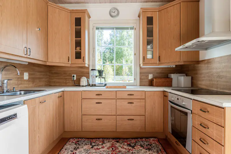 Maison mansarde ~176 m² (2005), 2,52 ha, Alus-Pölläkkä — Riistavesi / Kuopio — 9