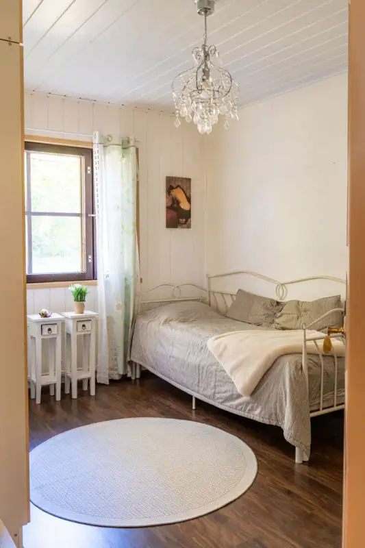 Maison plain-pied 1986 ~192 m², rive Kihonvesi/Kallavesi + rantasauna — Kurkiharju / Kuopio — 13