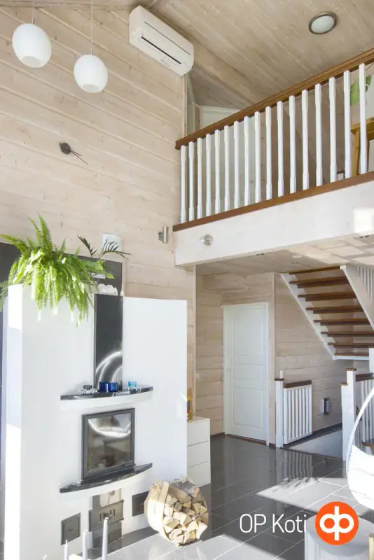 Maison ~171 m² (2009) + sauna, 2 530 m² (~100 m rive), Syväri — Nilsiä / Kuopio — 7