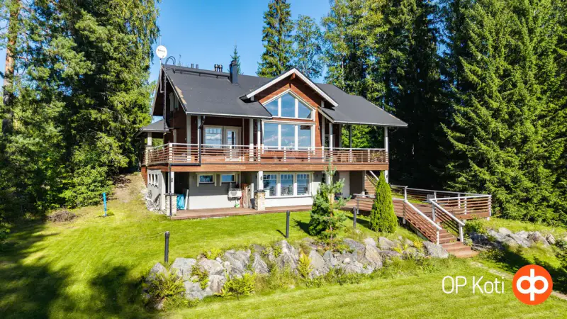 Maison ~171 m² (2009) + sauna, 2 530 m² (~100 m rive), Syväri — Nilsiä / Kuopio — 3