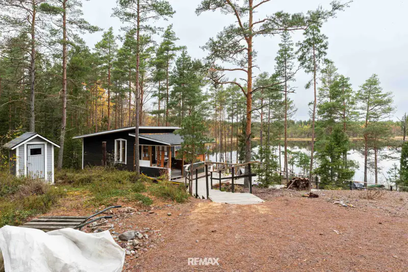 Ensemble neuf sauna-chalet, maison d’amis et sauna de rive, rive privée sur le Tiuttalinjärvi — Kustavi — 4