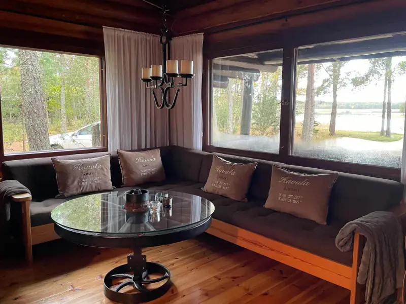 Chalet en rondins ~68 m² (1971) + sauna, 80 m de rive mer et eau privée 5 800 m² — Koelsuu / Kustavi — 9