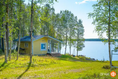 Saunamökki off-grid Kiitämä 1,48 ha + 160 m rive — Kuusamo — 1