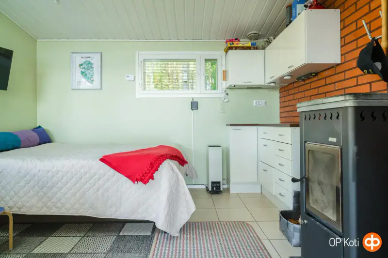 Saunamökki off-grid Kiitämä 1,48 ha + 160 m rive — Kuusamo — 2