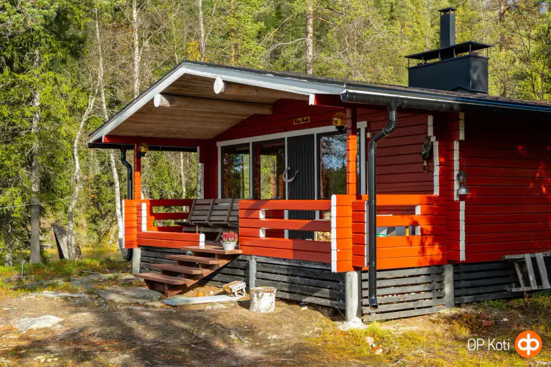 Hirsimökki ~35 m² (1972) + venevaja, 2 000 m² (~90 m rive), Ihtinki — Ruka / Kuusamo — 11