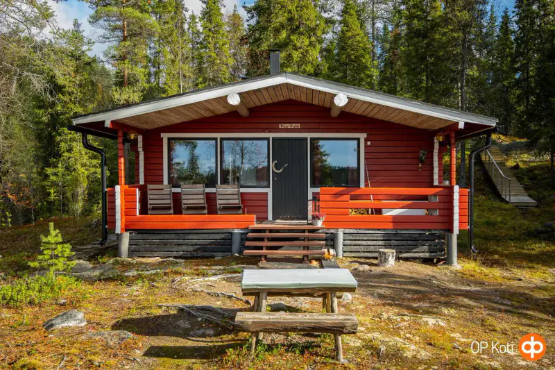 Hirsimökki ~35 m² (1972) + venevaja, 2 000 m² (~90 m rive), Ihtinki — Ruka / Kuusamo — 13