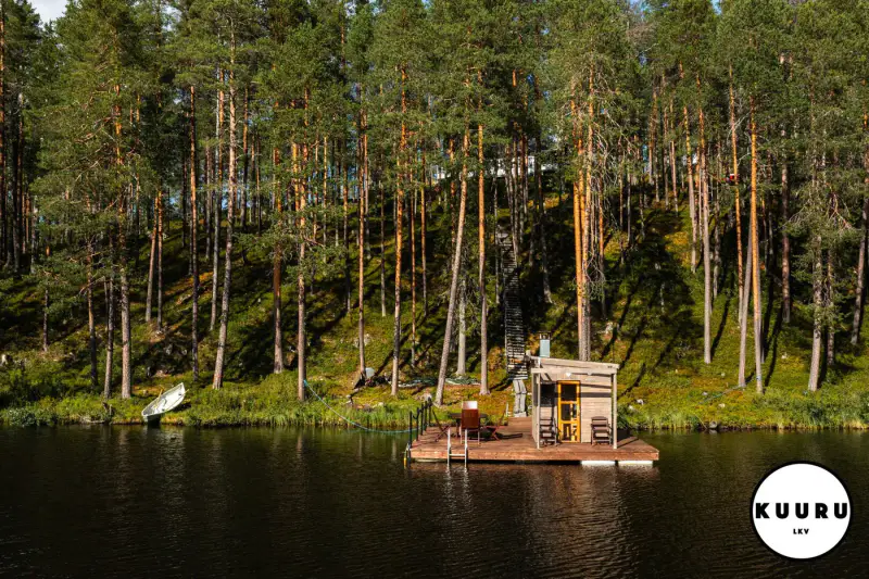 Huvila ~119 m² (2008) + lauttasauna, määräala 7 610 m² et ~90 m de rive — Viipusjärvi / Ruka — 10