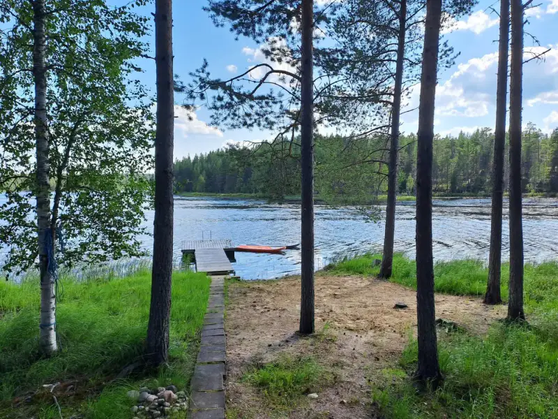 Mökki ~38 m² (1972) + rantasauna, 13,3 ha péninsule, Pikku-Muojärvi — Kuusamo — 3