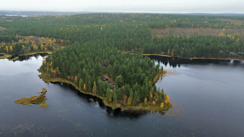 Mökki ~38 m² (1972) + rantasauna, 13,3 ha péninsule, Pikku-Muojärvi — Kuusamo — 11